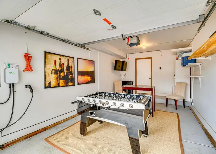 Manitou Springs Escape With Aandc And Private Deck!